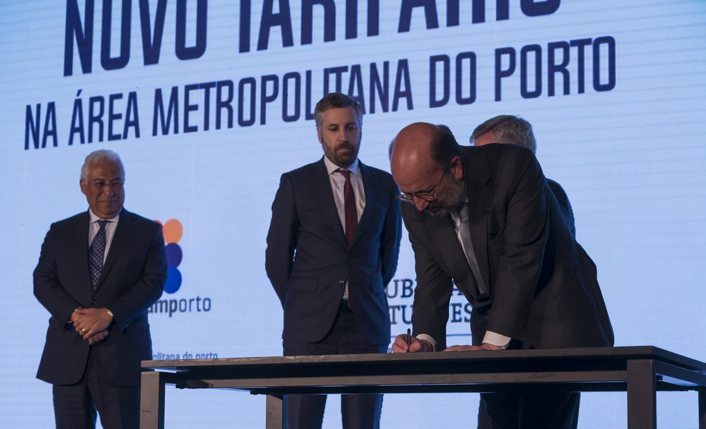 Assinatura do contrato para Andante Metroplitano - AMP #9