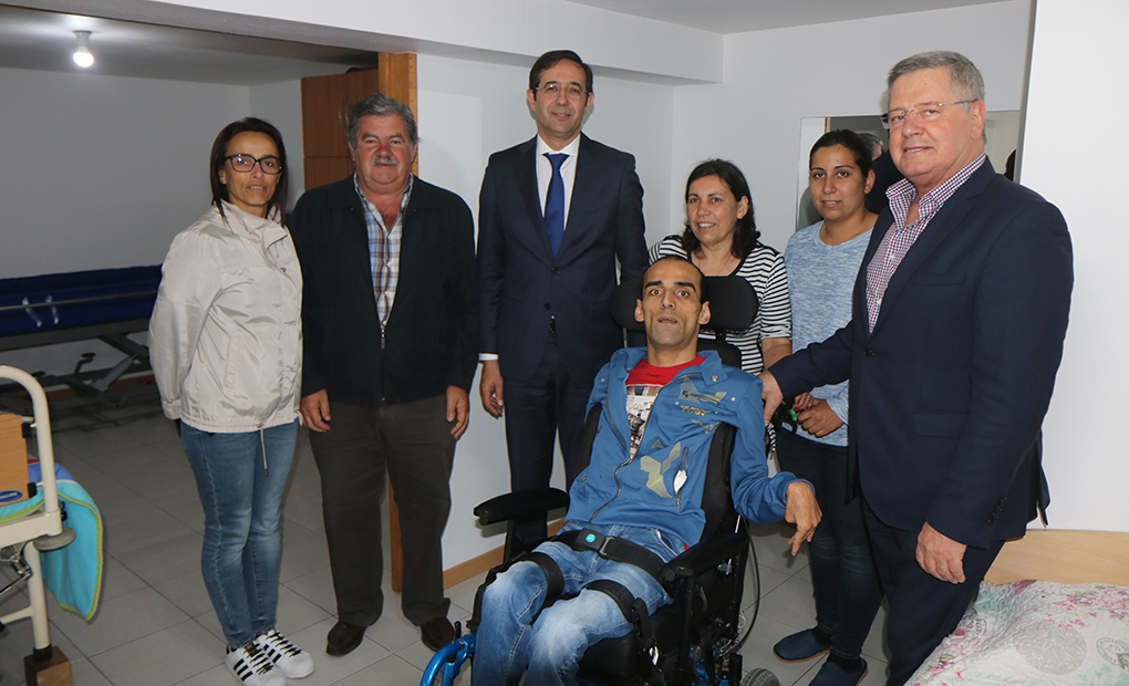 Câmara apoia família com equipamento ortopédico - Marco Leandro #3